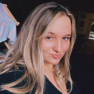 Meet your Posher, Lea